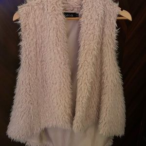 Fur vest